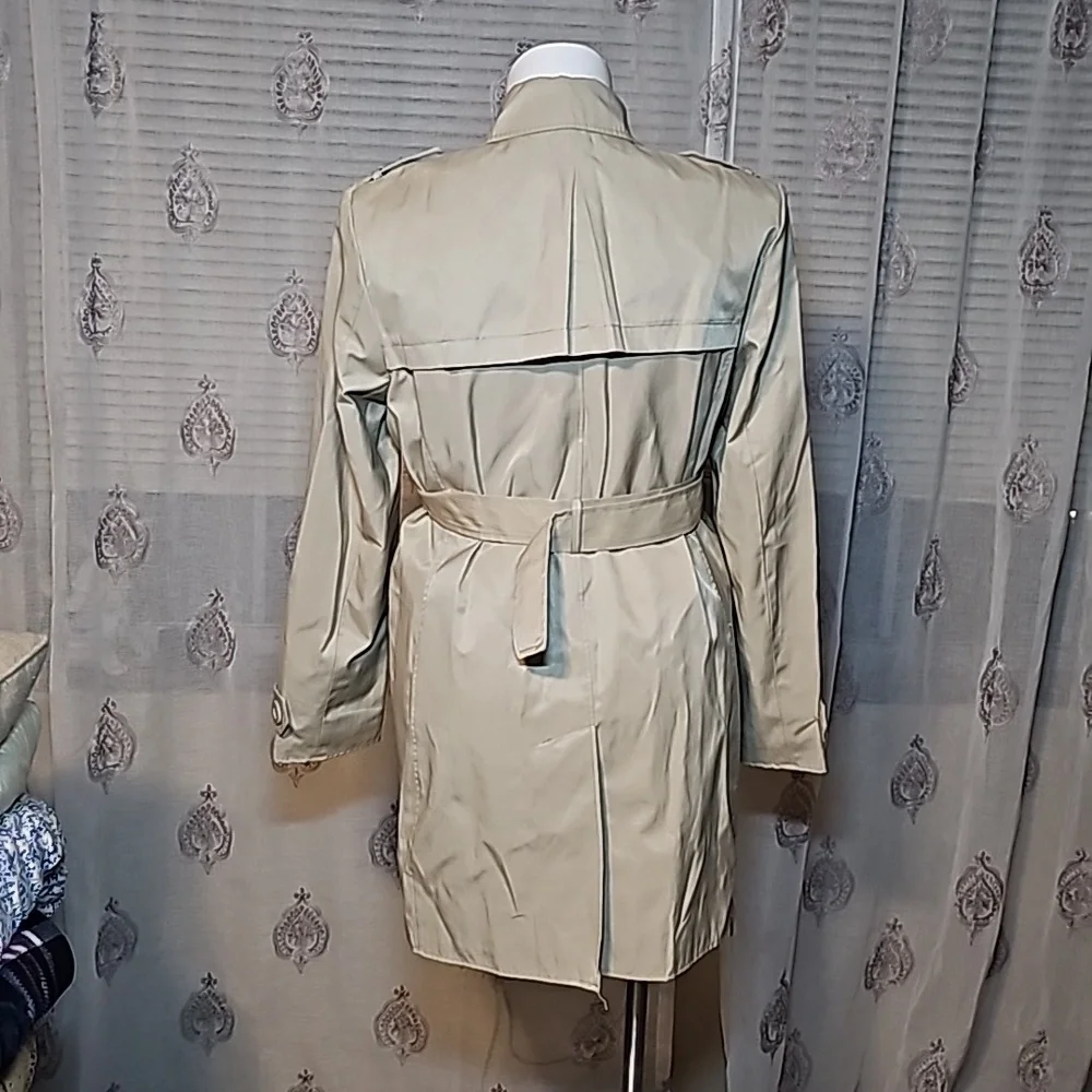 Beige Coat - Picture 8 of 16